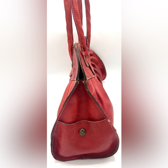 EUC Patricia Nash Red Lione Satchel Handbag 18"(W) x 10"(H) x 7"(D) - Picture 6 of 10